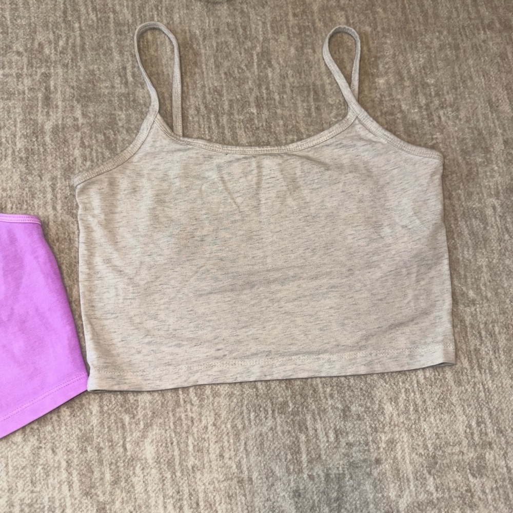 Cropped tanks bundle - Picture 3 of 5